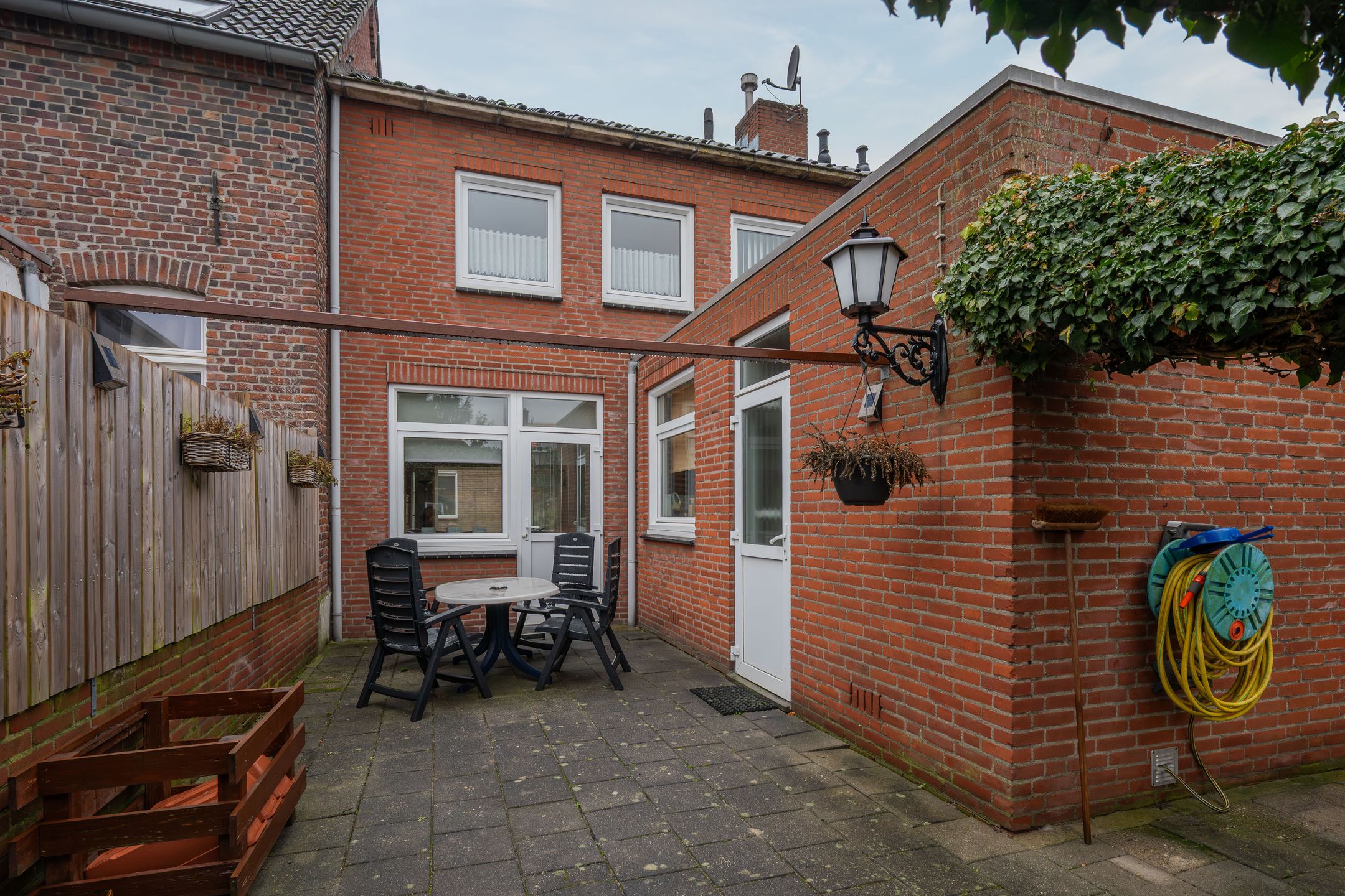 Photo 33 of Engerstraat 12