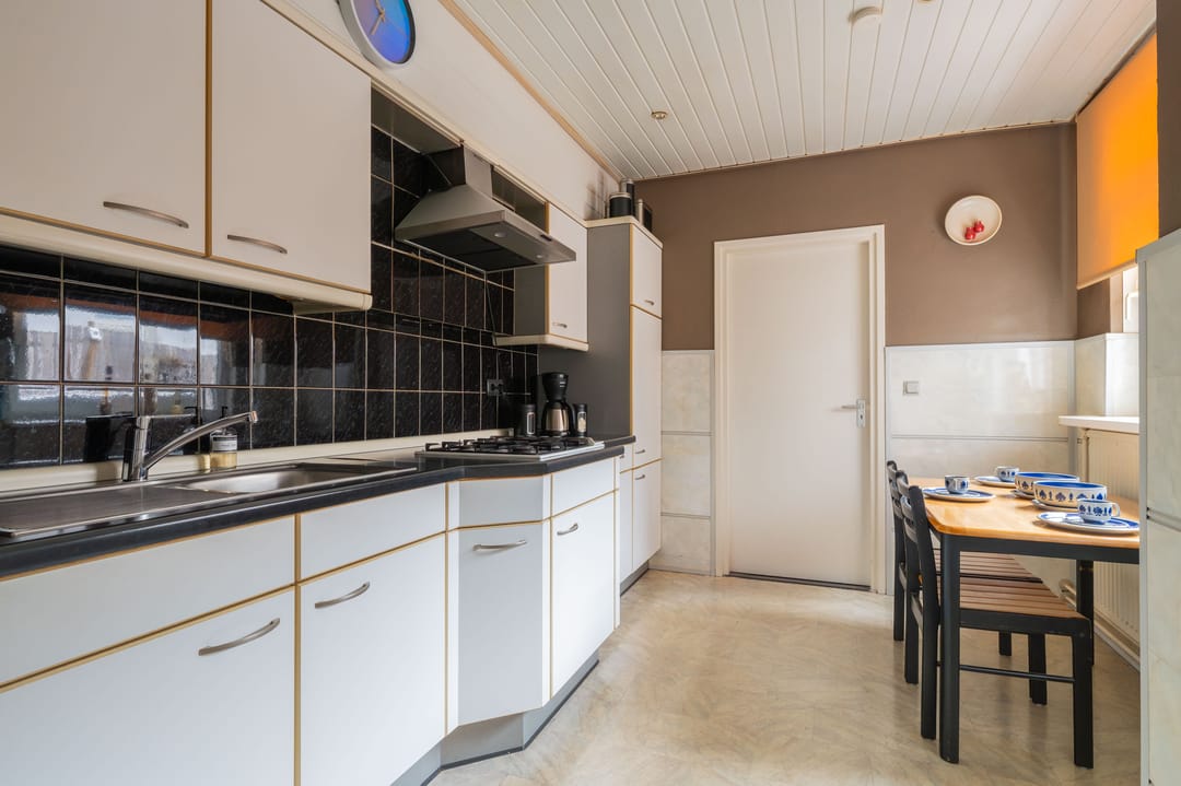 Photo 11 of Engerstraat 12