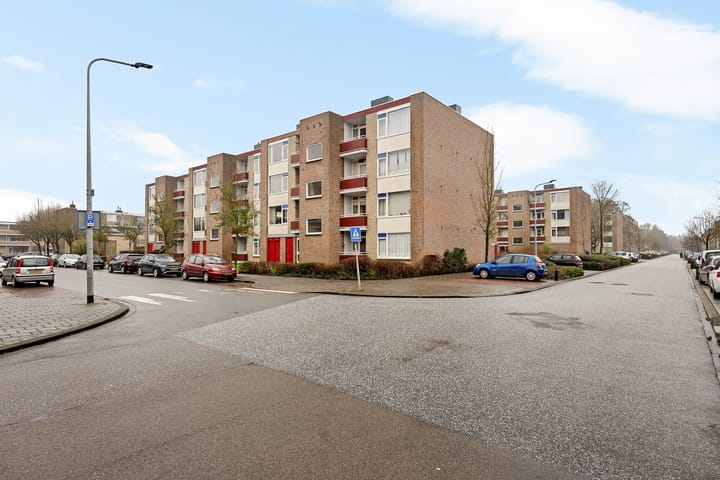 Foto 4 van Plutolaan 511