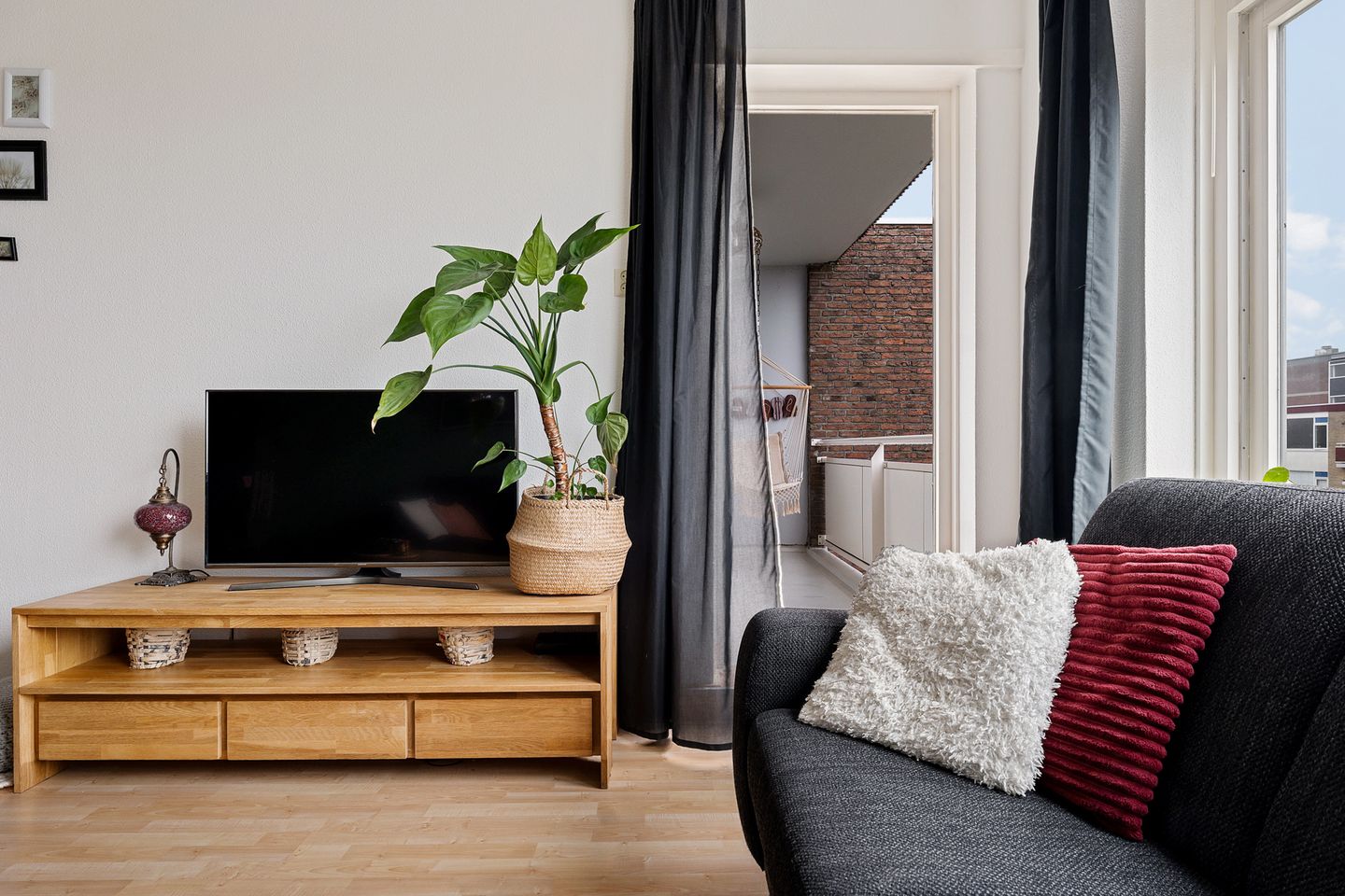 Photo 19 of Plutolaan 511