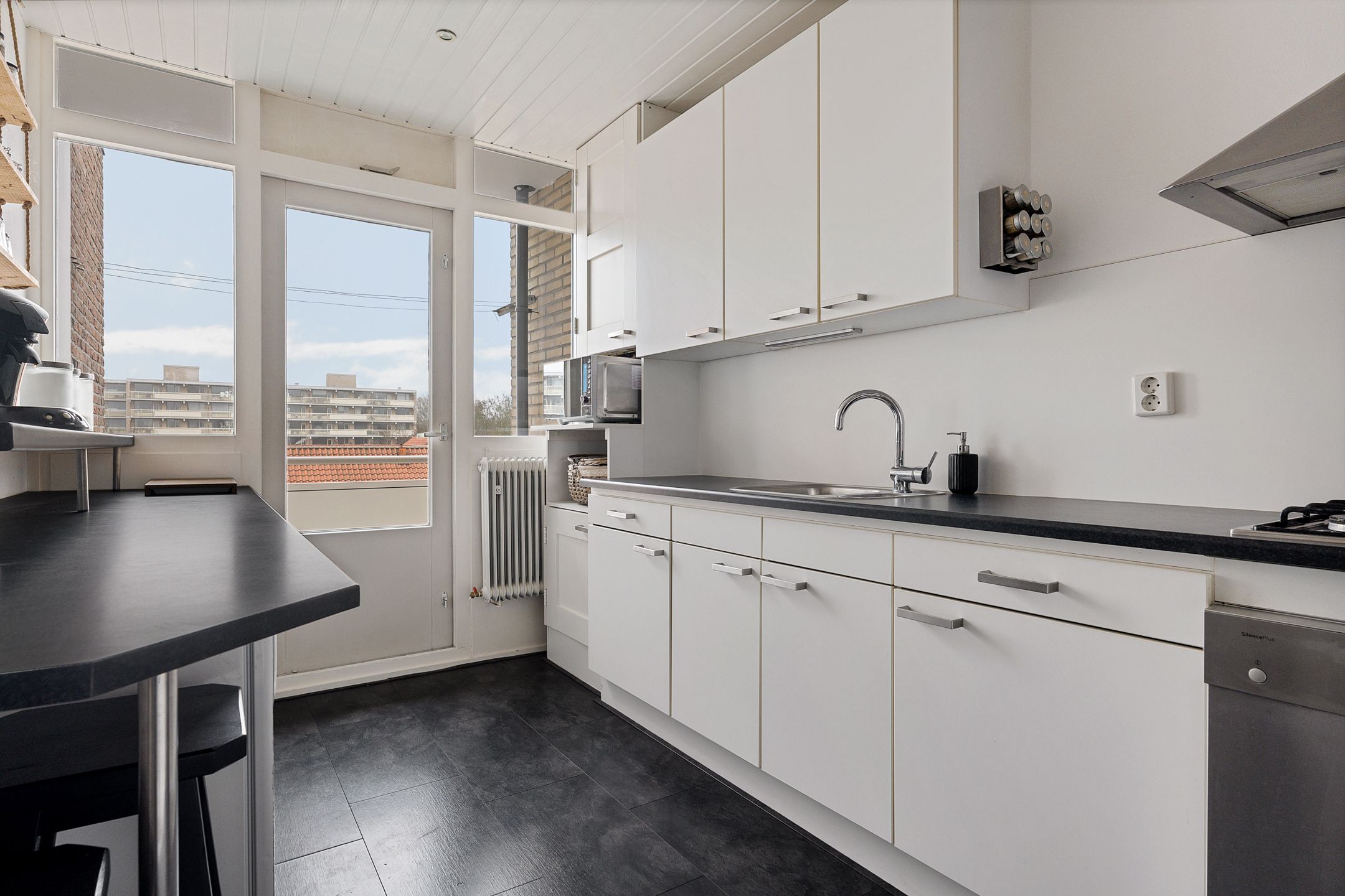 Photo 24 of Plutolaan 511