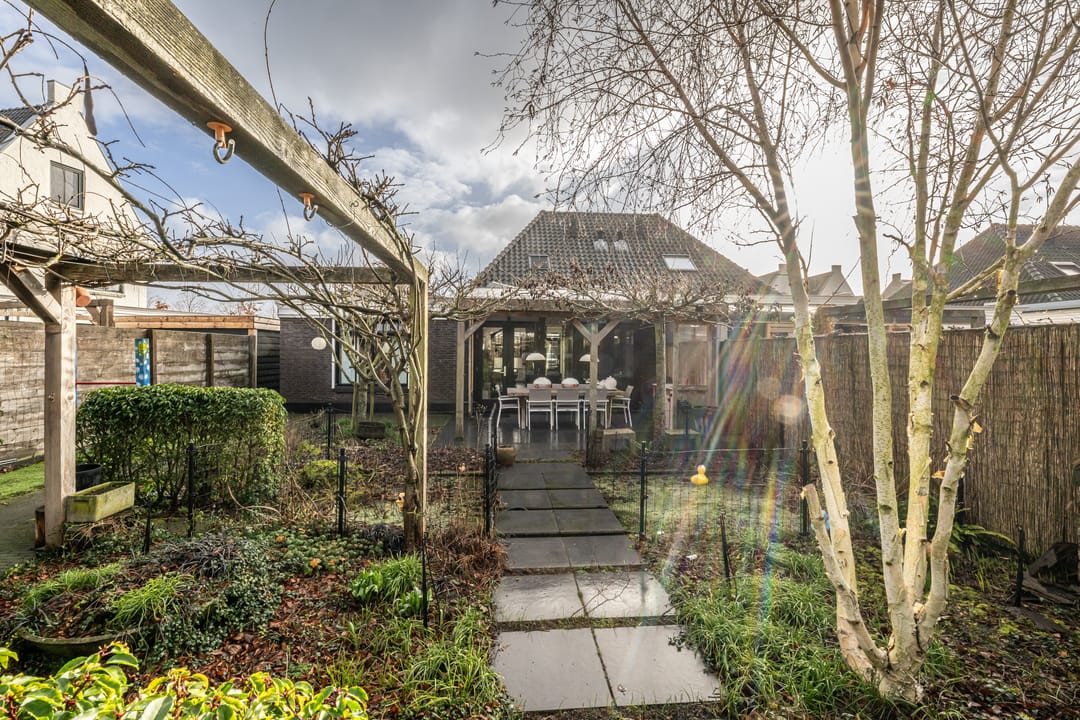 Foto 26 van Eikenlaan 2