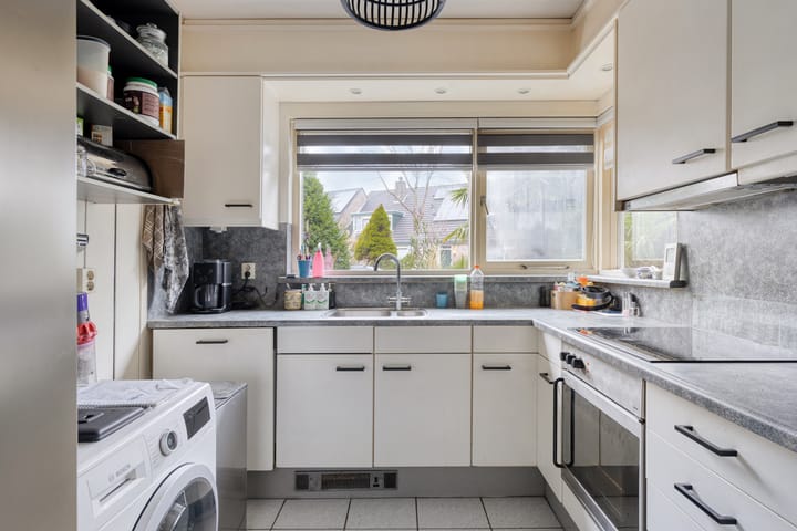 Photo 14 of van Ostadelaan 87