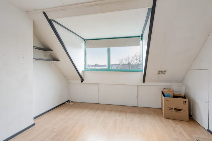 Photo 23 of van Ostadelaan 87