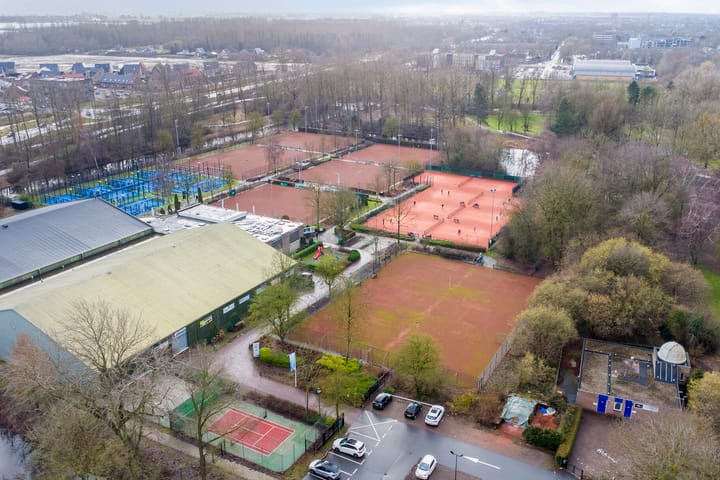 Photo 37 of van Ostadelaan 87