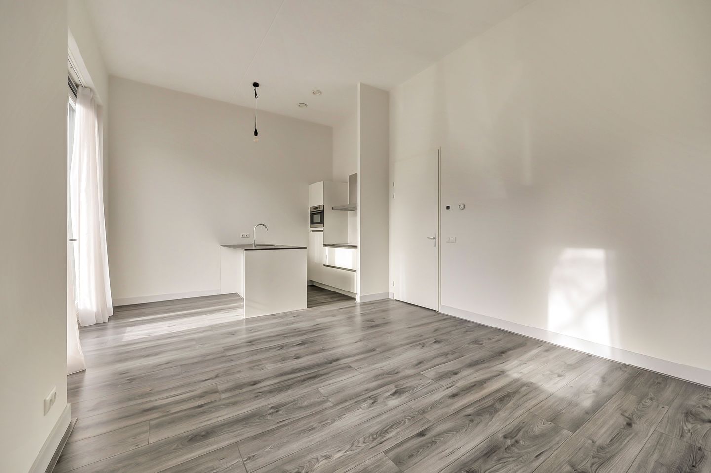 Foto 10 van Stationsstraat 10-C