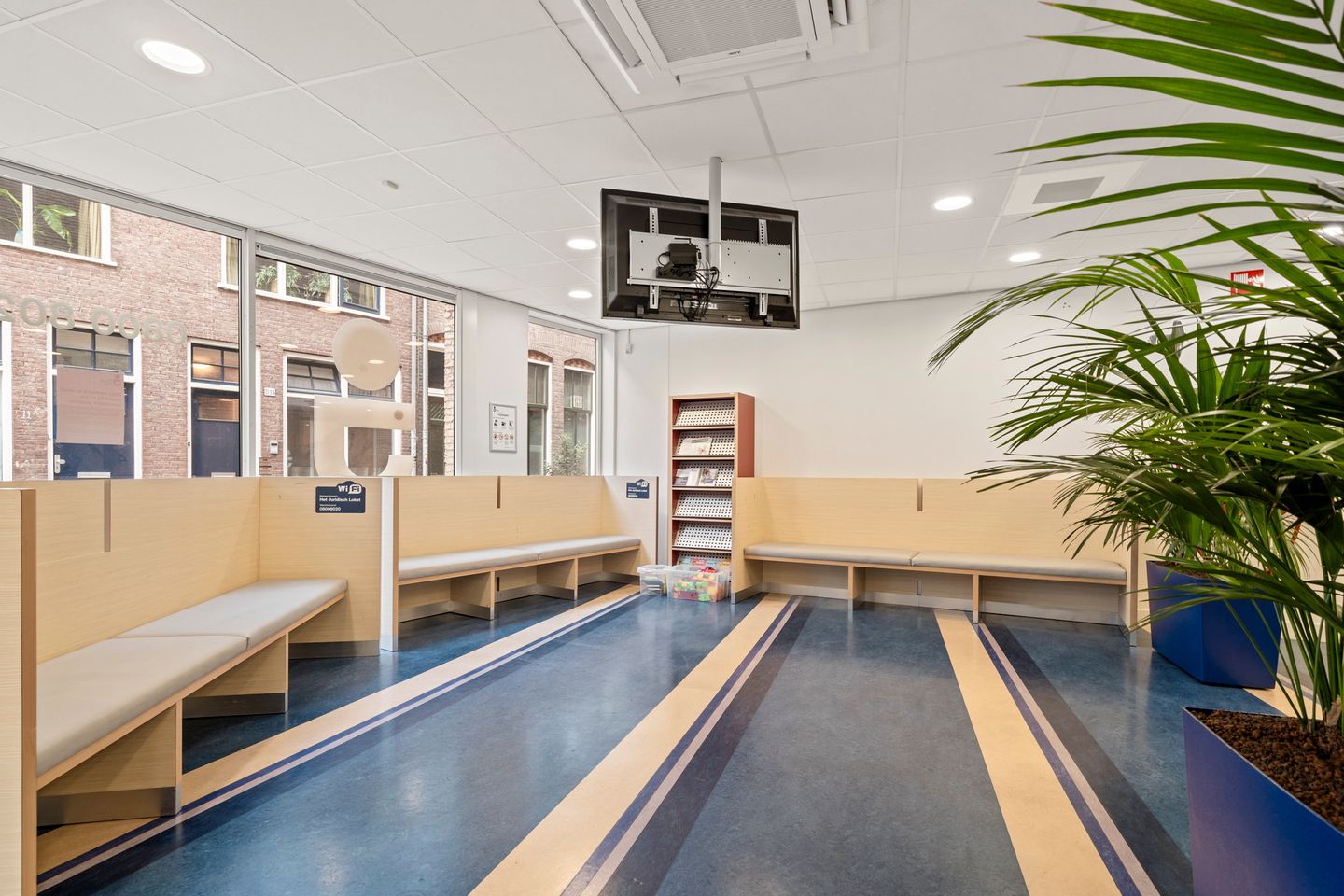 Bekijk foto 4 van Ruiterstraat 33