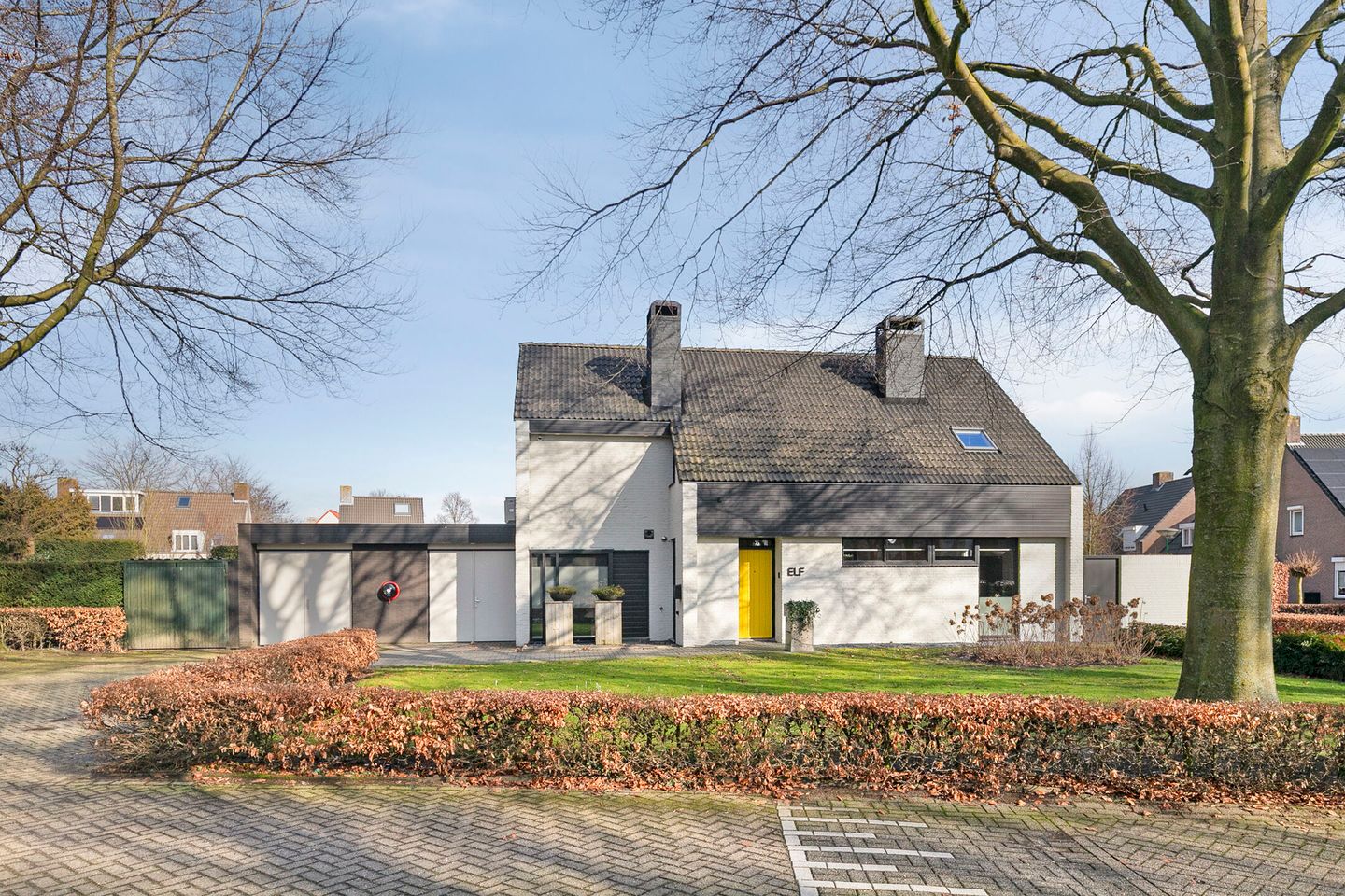 Photo 4 of Dirk van Heinsbergstraat 11