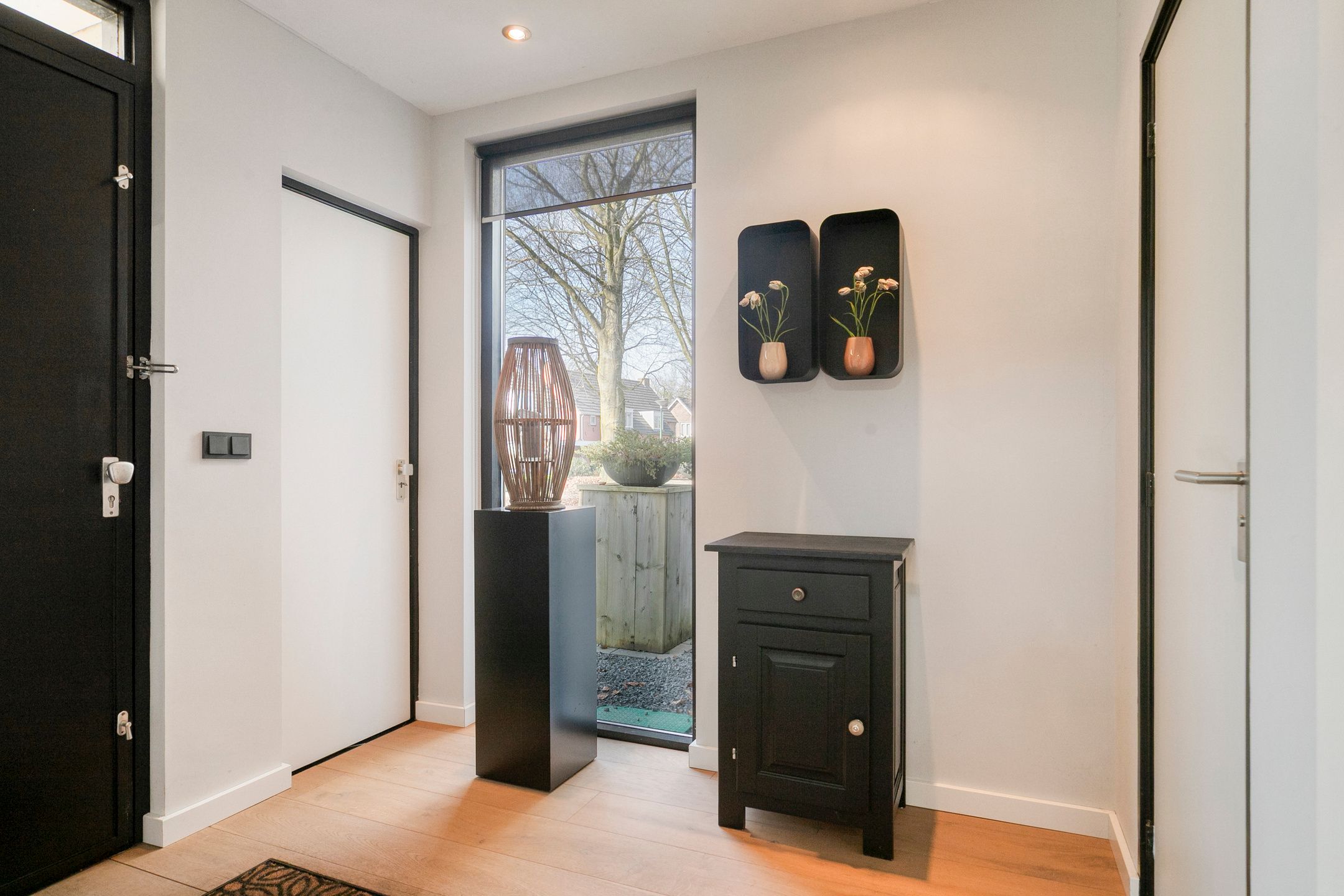 Photo 6 of Dirk van Heinsbergstraat 11