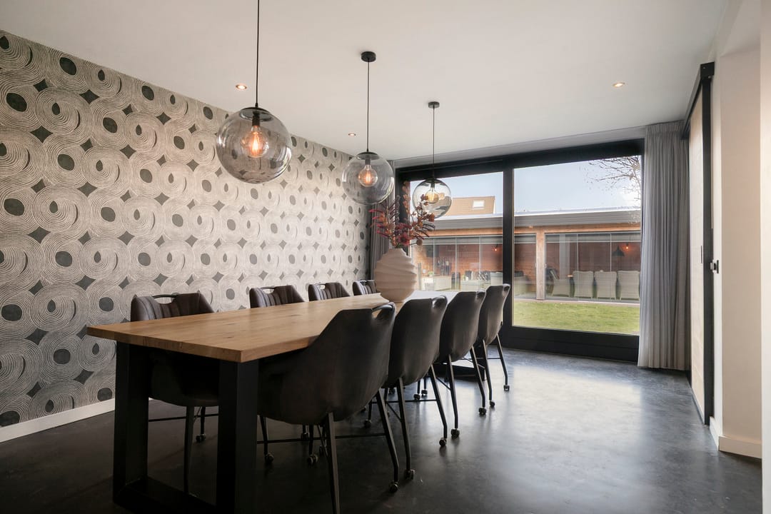 Photo 17 of Dirk van Heinsbergstraat 11