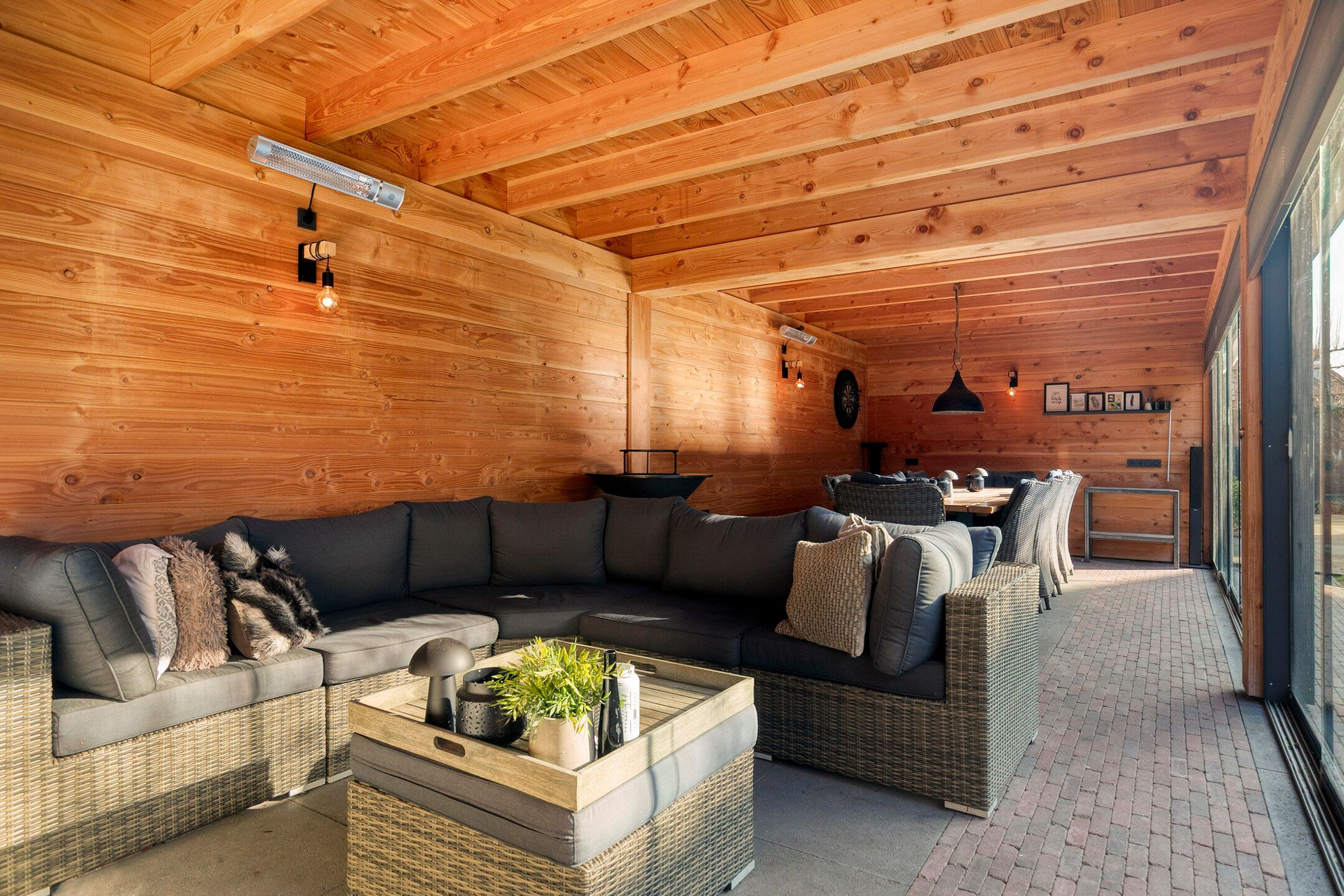 Photo 45 of Dirk van Heinsbergstraat 11