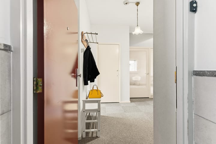 Photo 3 of Professor van der Heijdenstraat 36