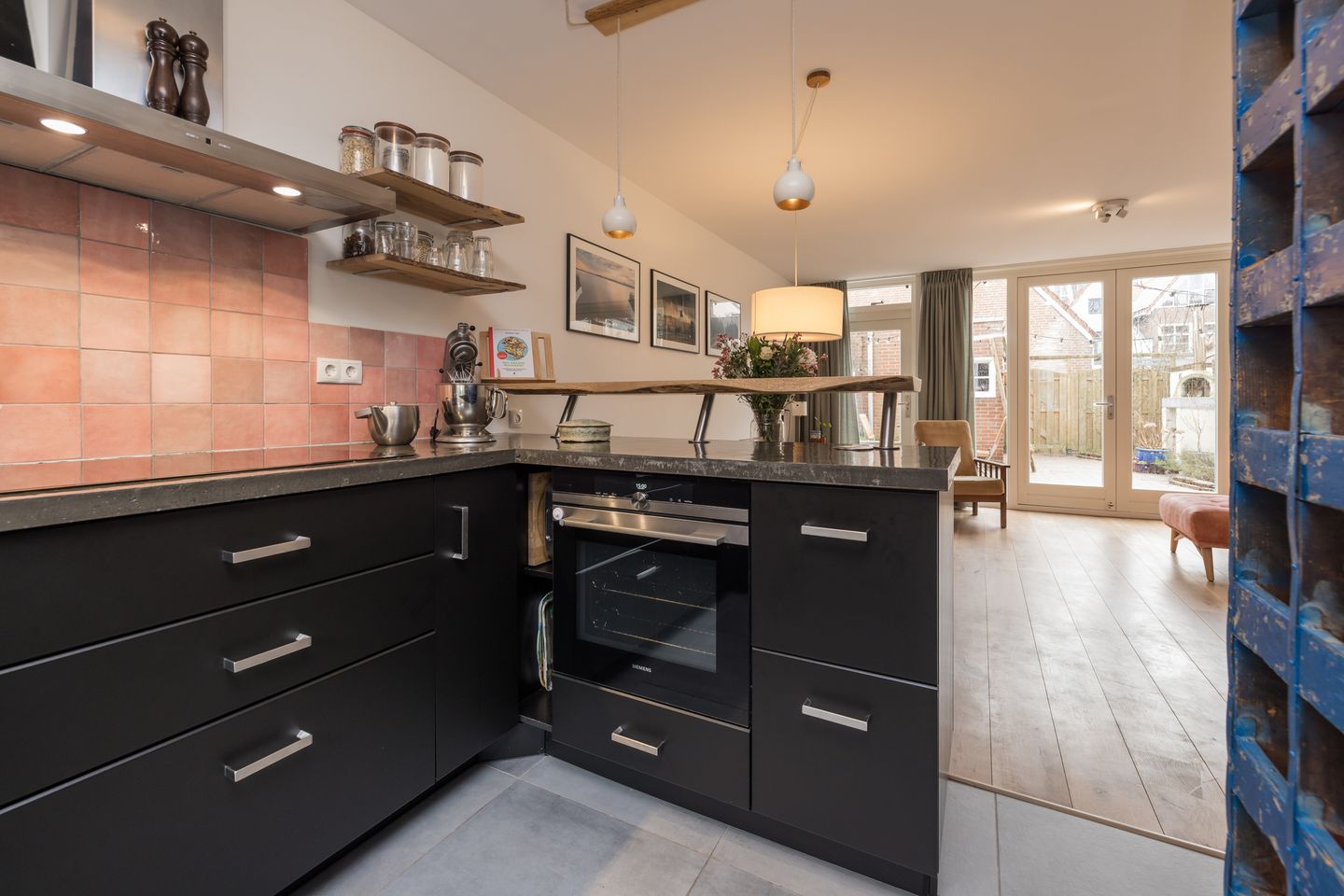 Foto 10 van Uiterstegracht 64