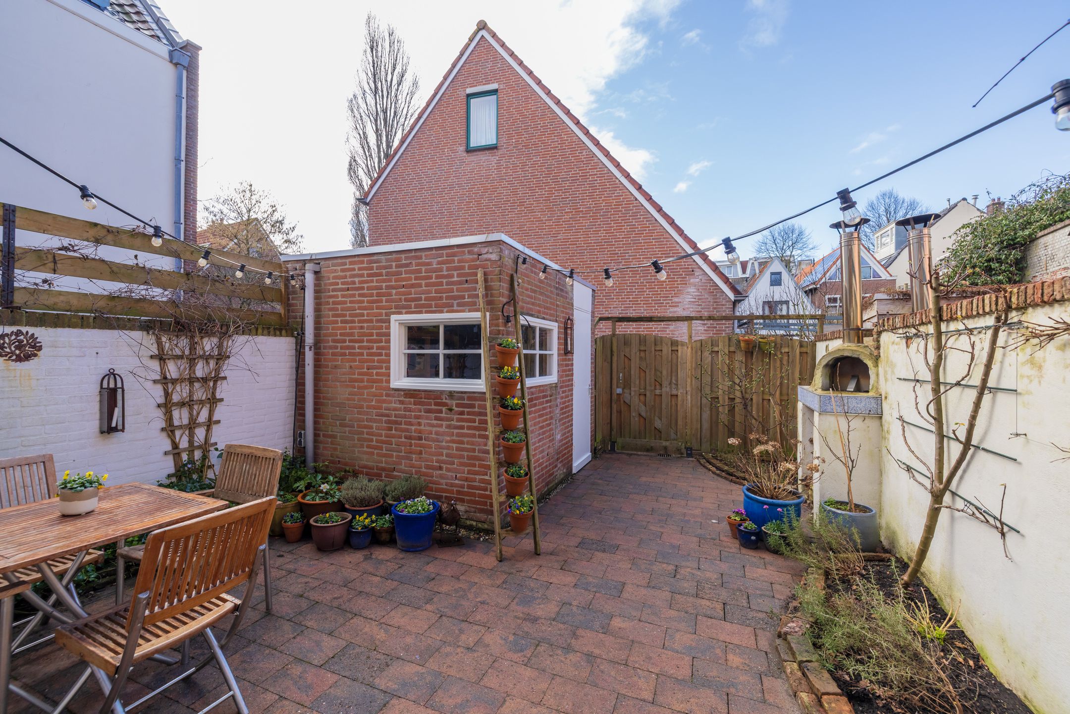 Foto 12 van Uiterstegracht 64