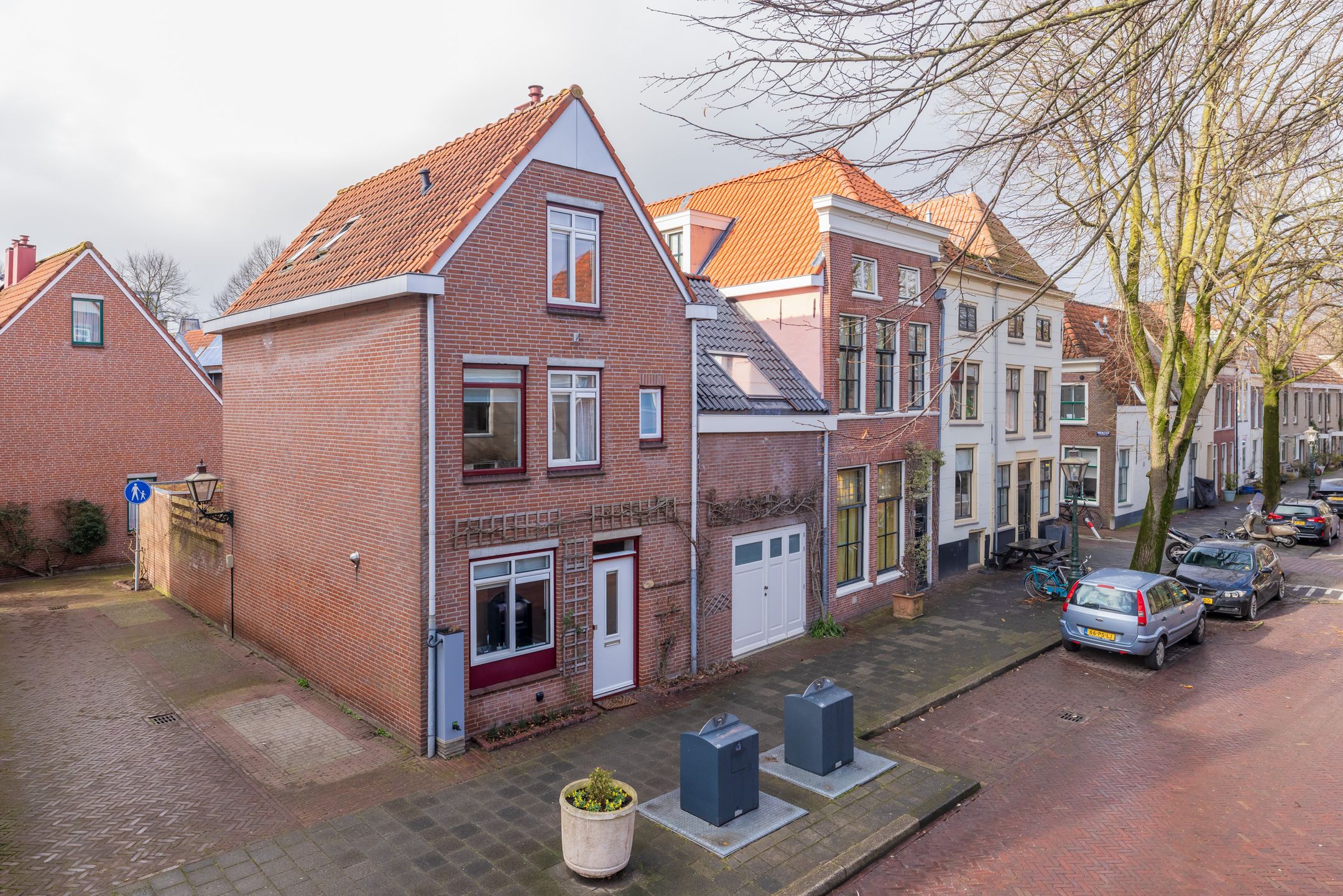 Foto 33 van Uiterstegracht 64