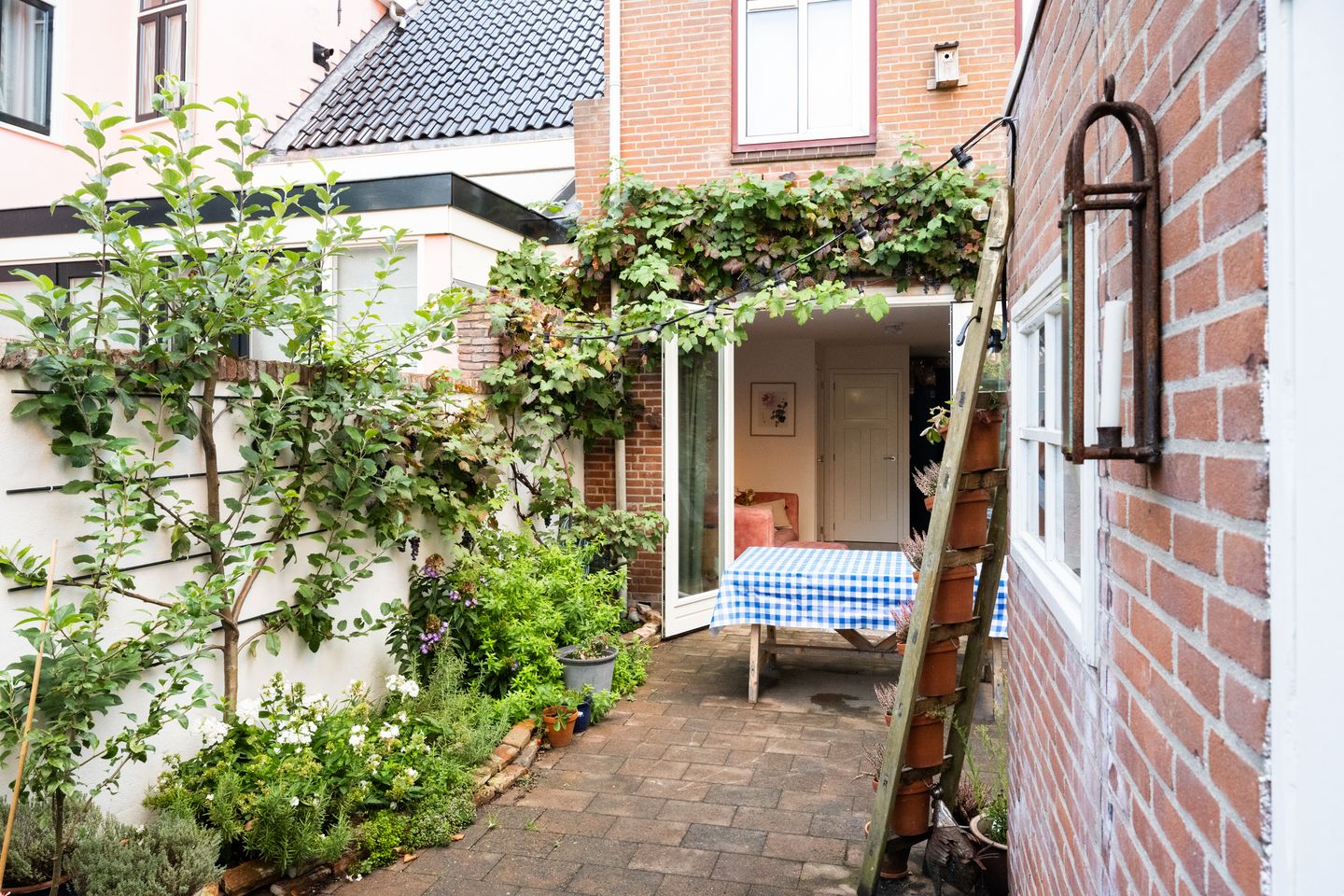 Foto 34 van Uiterstegracht 64