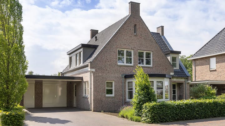 Foto 2 van Van der Waalslaan 3