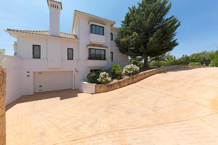 Photo 4 of Calle Olivo 10