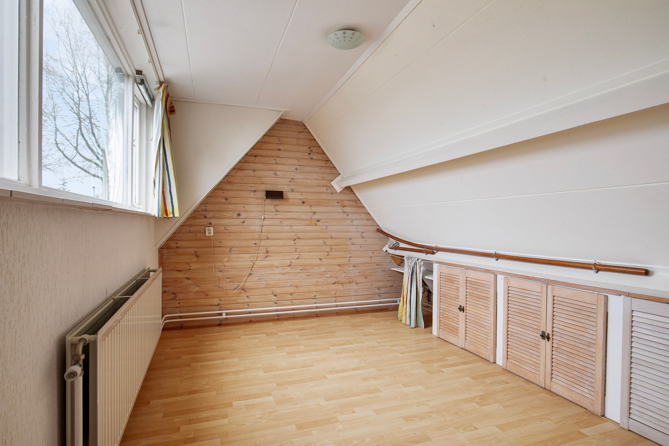 Foto 24 van Brouwershavenstraat 8