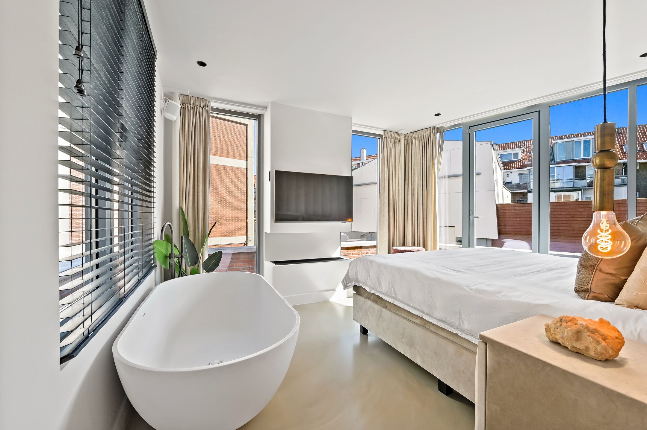 Photo 54 of Dr. Lelykade 62-A