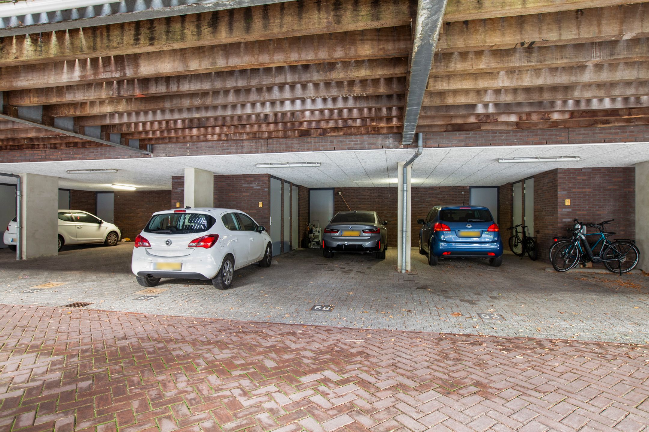 Photo 48 of Kallameer 172