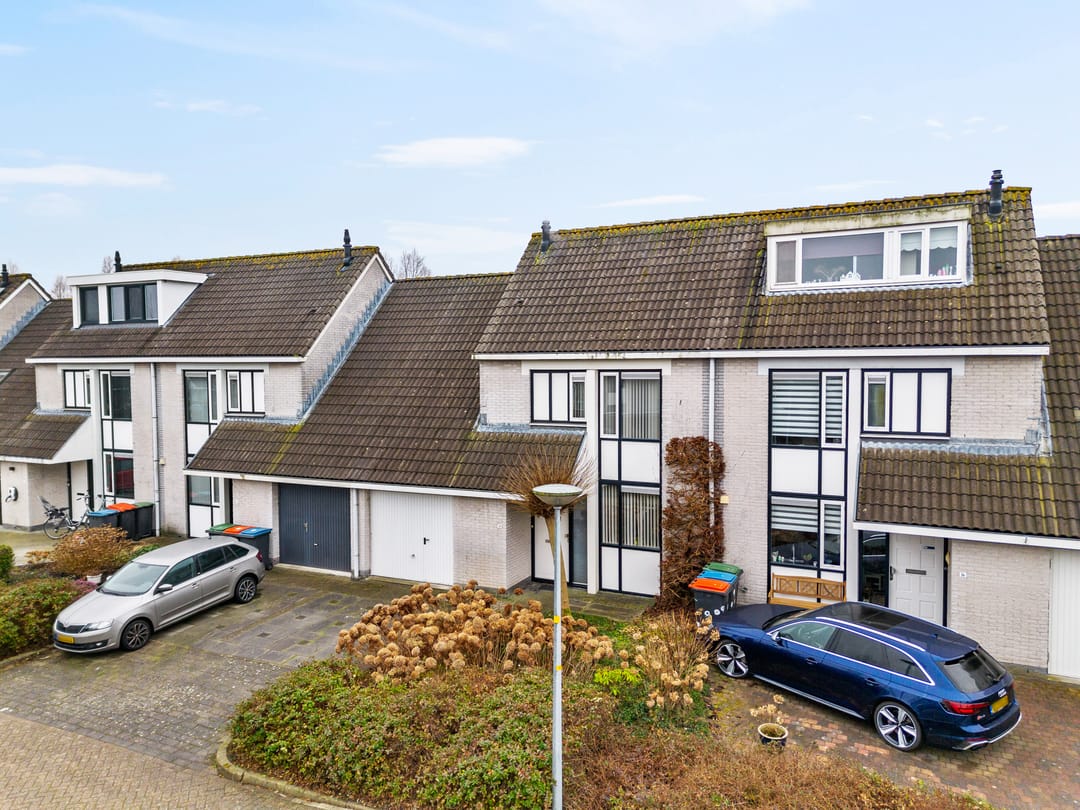 Foto 1 van Weegbree 26