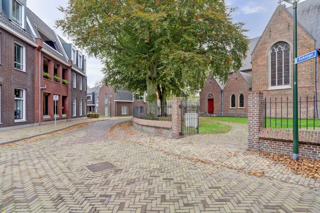 Photo 8 of Kerkstraat 39