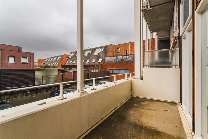 Photo 42 of Laan van Wateringse Veld 1059