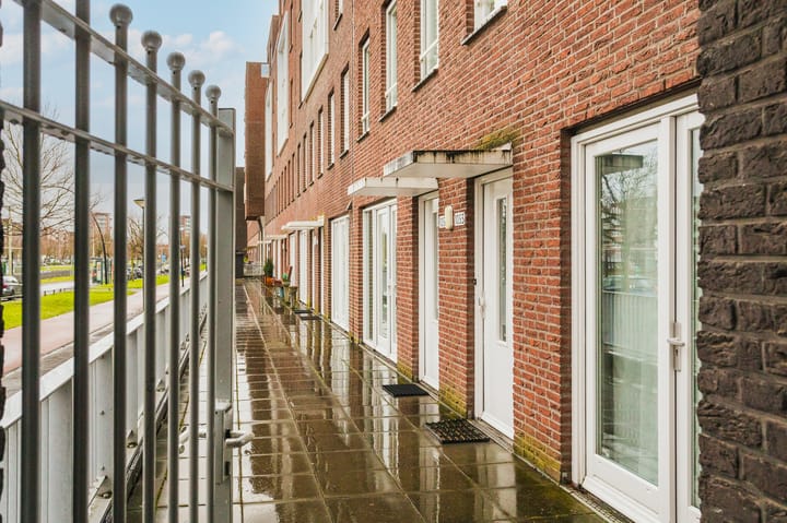 Photo 71 of Laan van Wateringse Veld 1059