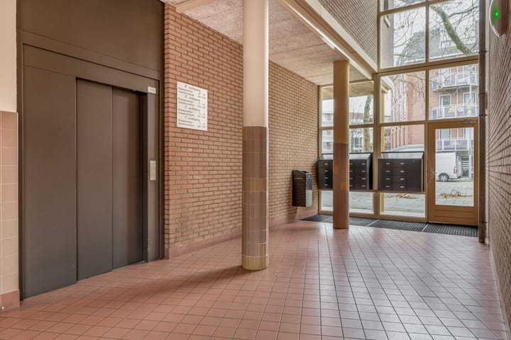 Foto 10 van Oranjeboomstraat 234-G