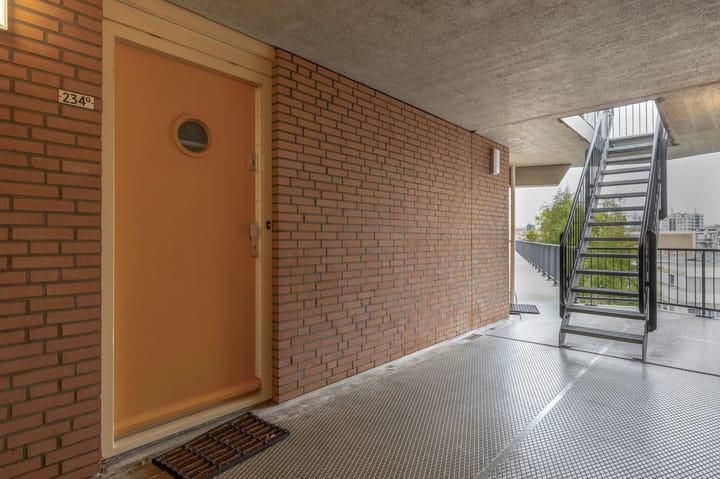 Foto 11 van Oranjeboomstraat 234-G