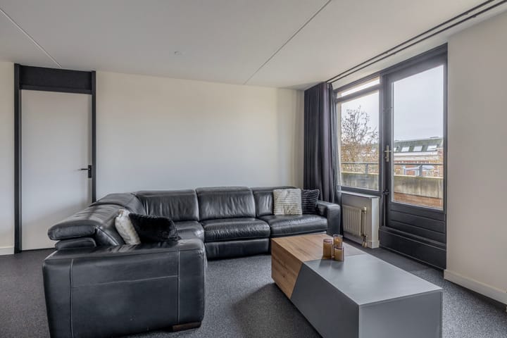 Foto 16 van Oranjeboomstraat 234-G