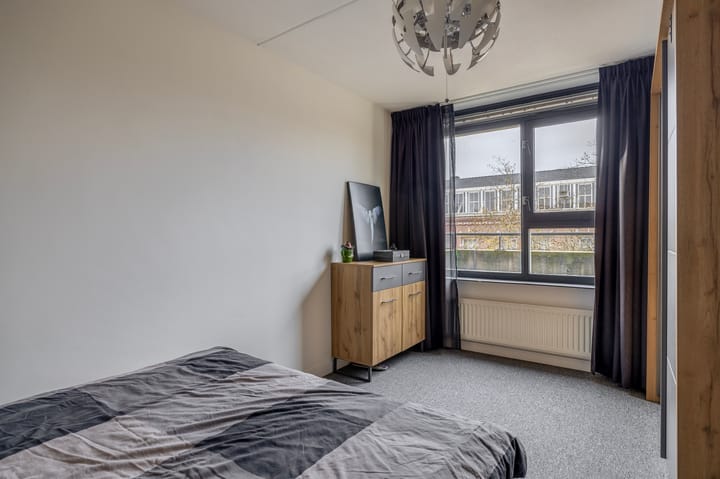 Foto 25 van Oranjeboomstraat 234-G