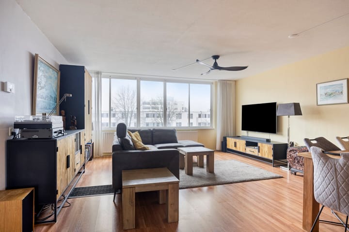 Foto 10 van M.L. Kingstraat 40