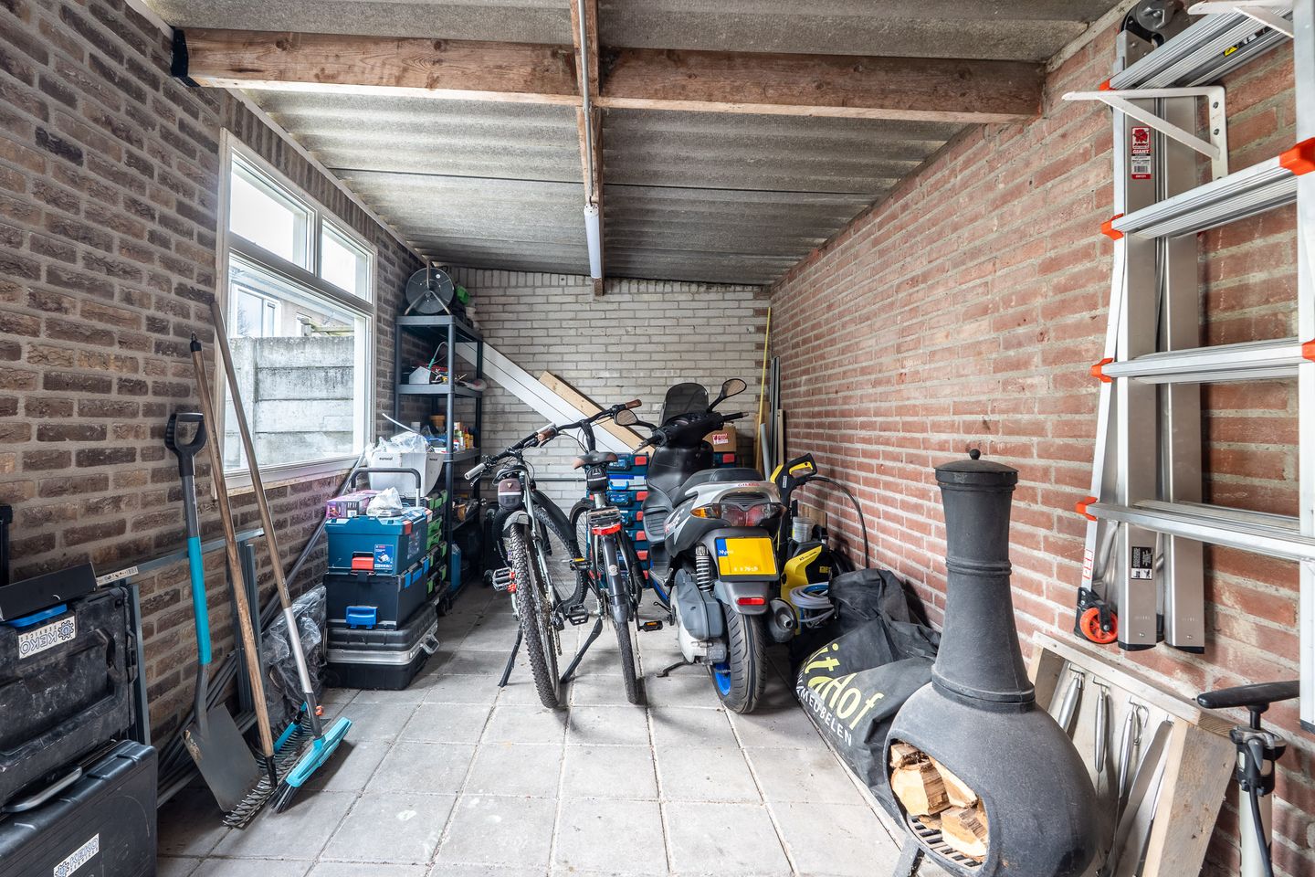 Photo 40 of Bellinistraat 35