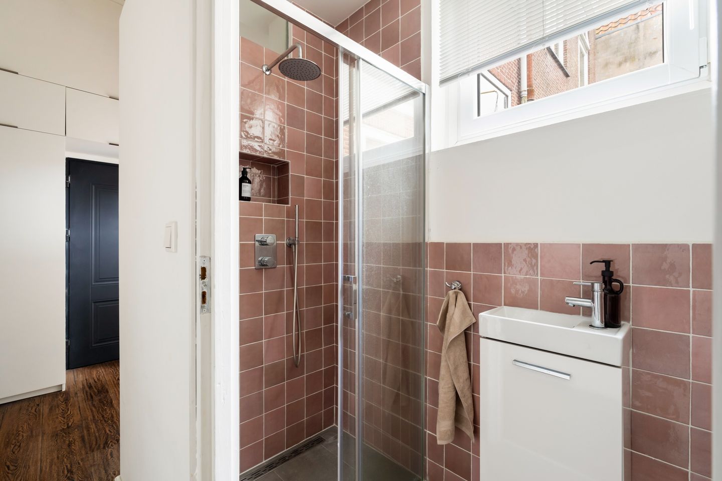 Photo 25 of Veenkade 51