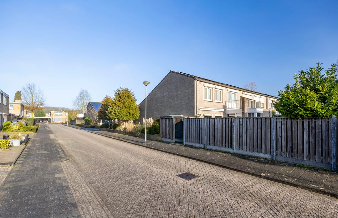 Photo 37 of Hubertusstraat 15