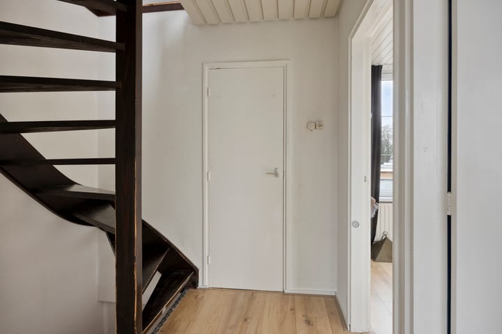 Photo 15 of Lijsterbesstraat 17