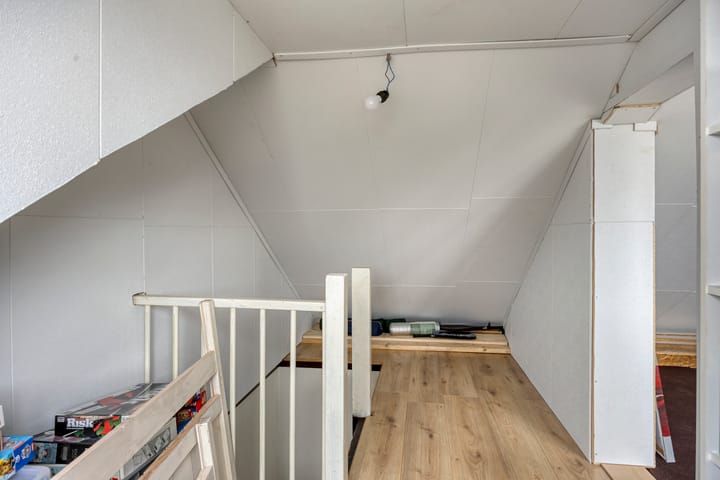 Photo 24 of Lijsterbesstraat 17