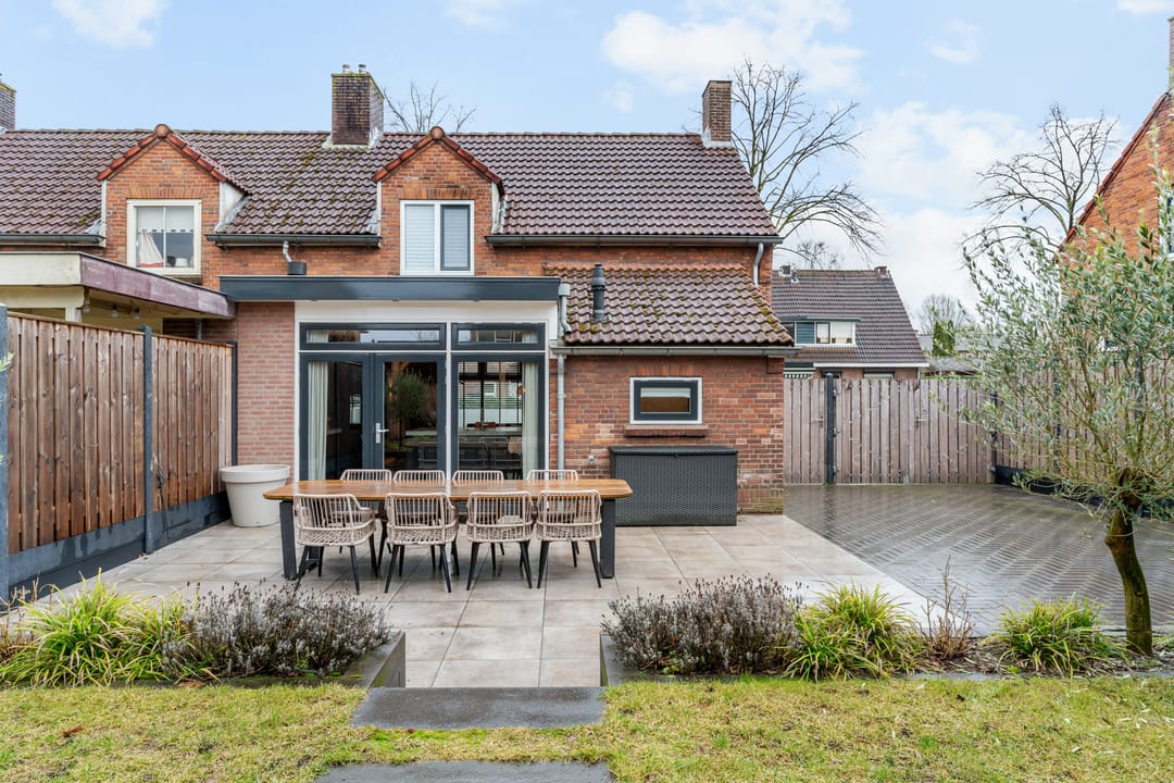 Foto 2 van Joan Beukerweg 11