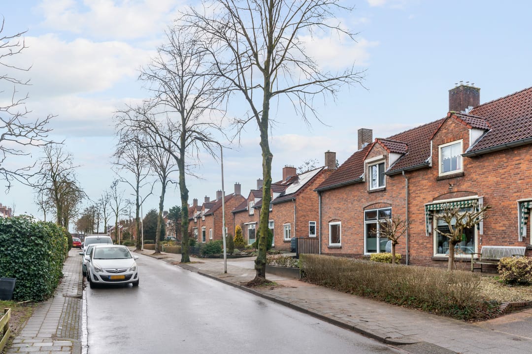 Foto 37 van Joan Beukerweg 11