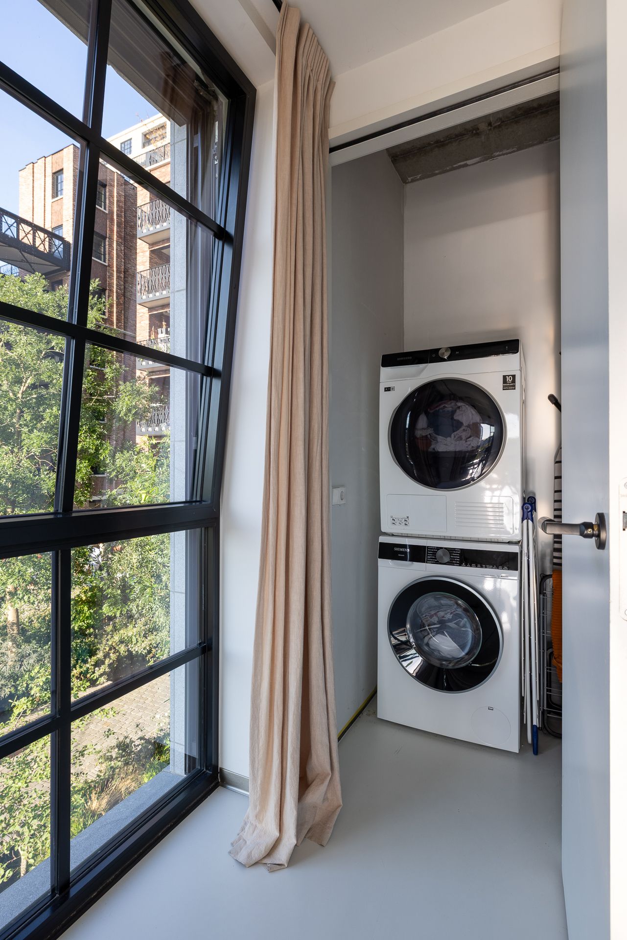 Foto 20 van Abraham Tuschinskistraat 60