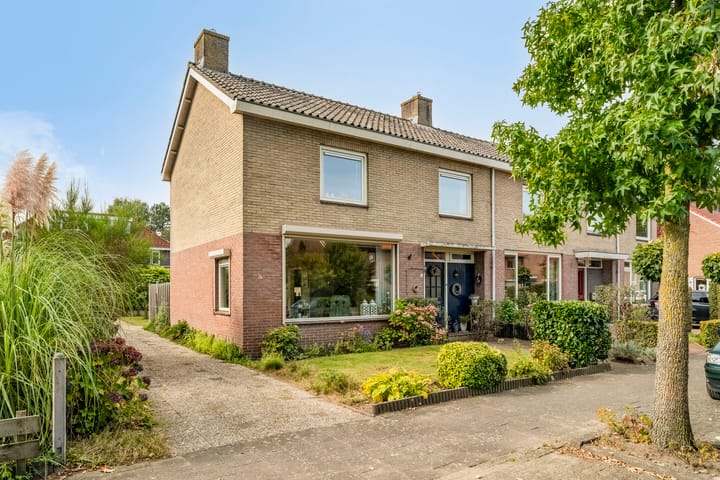 Foto 1 van Dennenweg 6