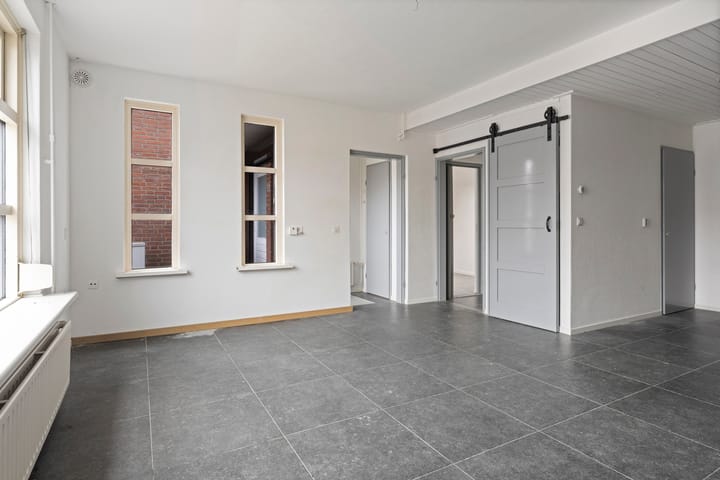 Photo 2 of Molenstraat 1-A