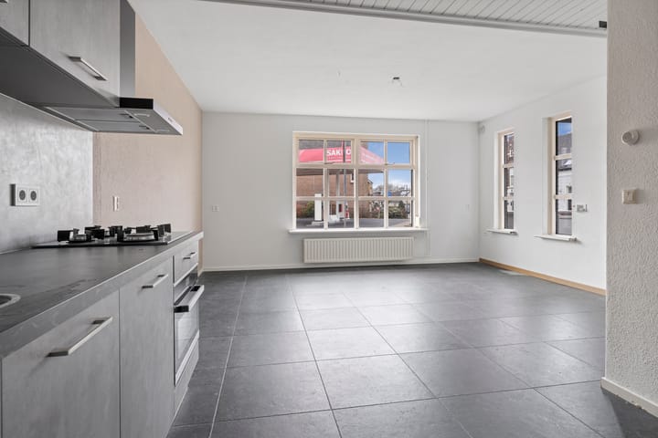 Photo 3 of Molenstraat 1-A