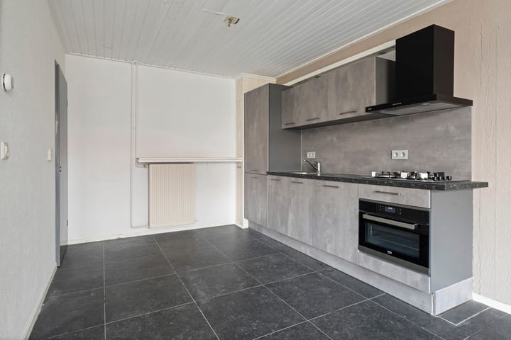 Photo 4 of Molenstraat 1-A