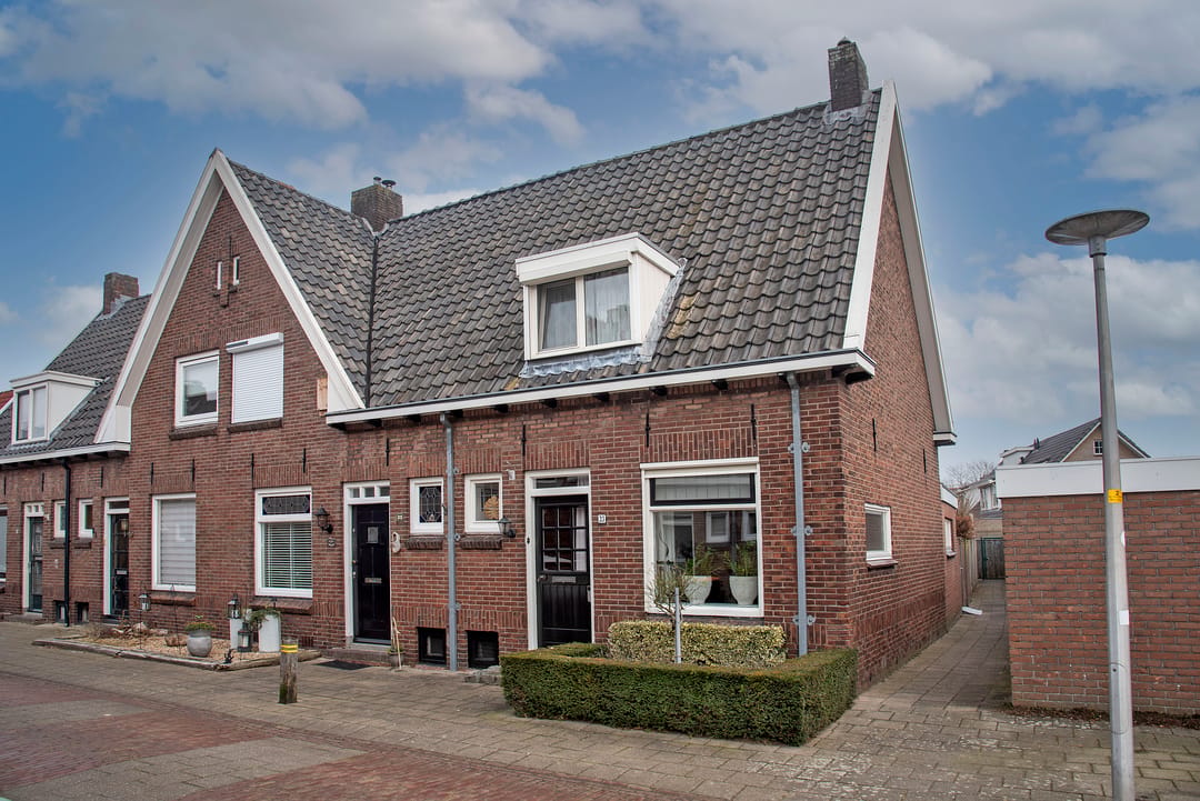 Photo 1 of Weth Bloemenstraat 35