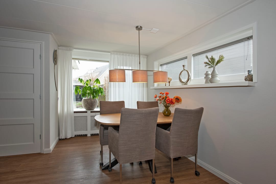 Photo 11 of Weth Bloemenstraat 35