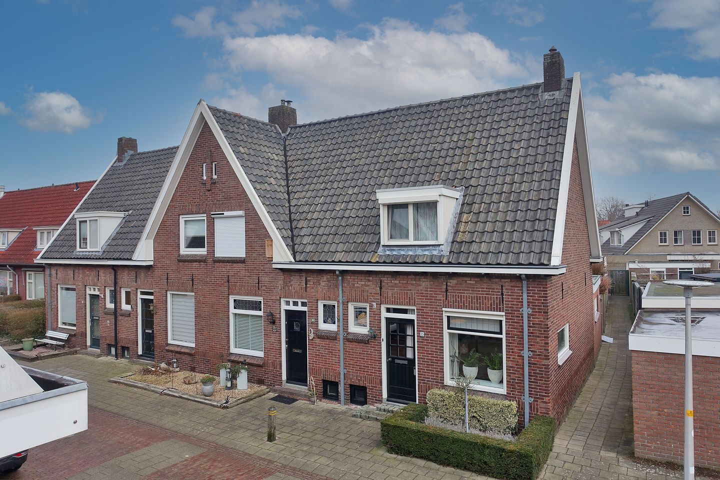Photo 29 of Weth Bloemenstraat 35
