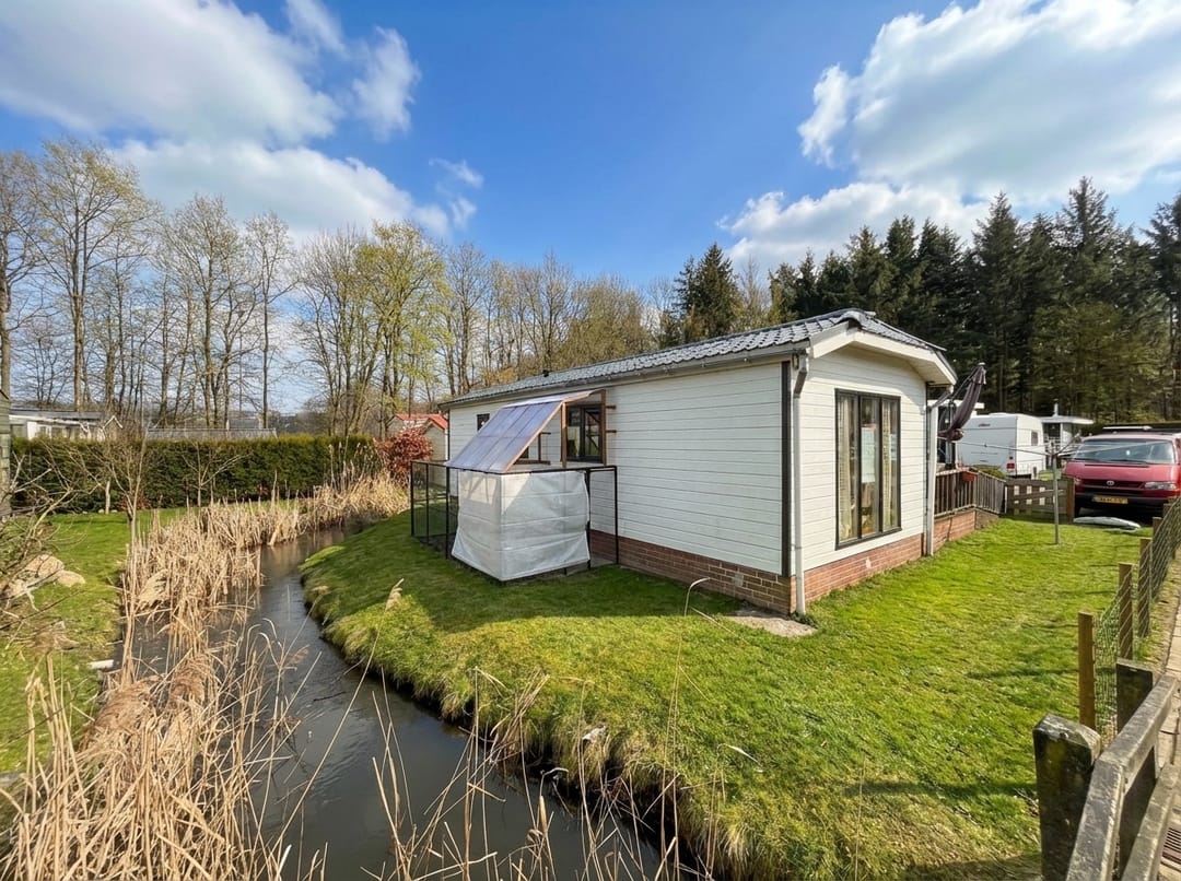 Photo 2 of Vormtweg 9